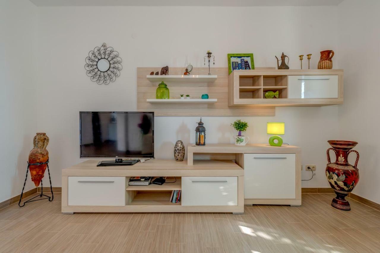 Holiday Home Figa Оміш Екстер'єр фото