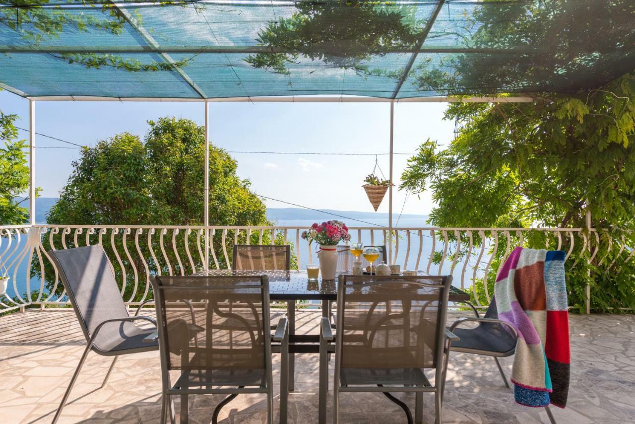 Holiday Home Figa Оміш Екстер'єр фото