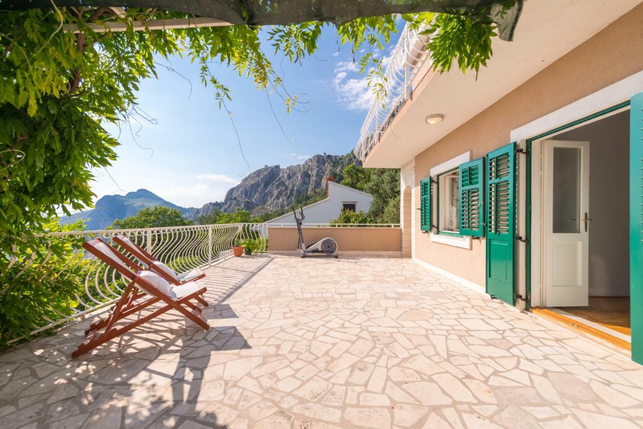 Holiday Home Figa Оміш Екстер'єр фото