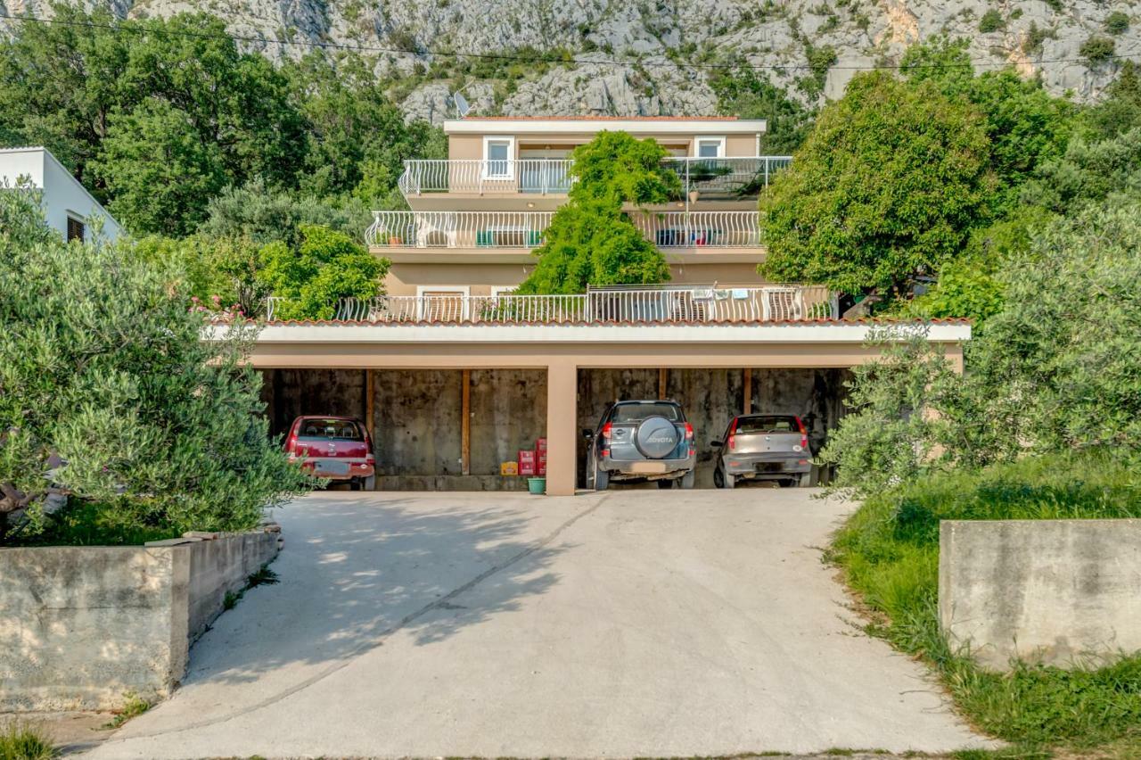 Holiday Home Figa Оміш Екстер'єр фото