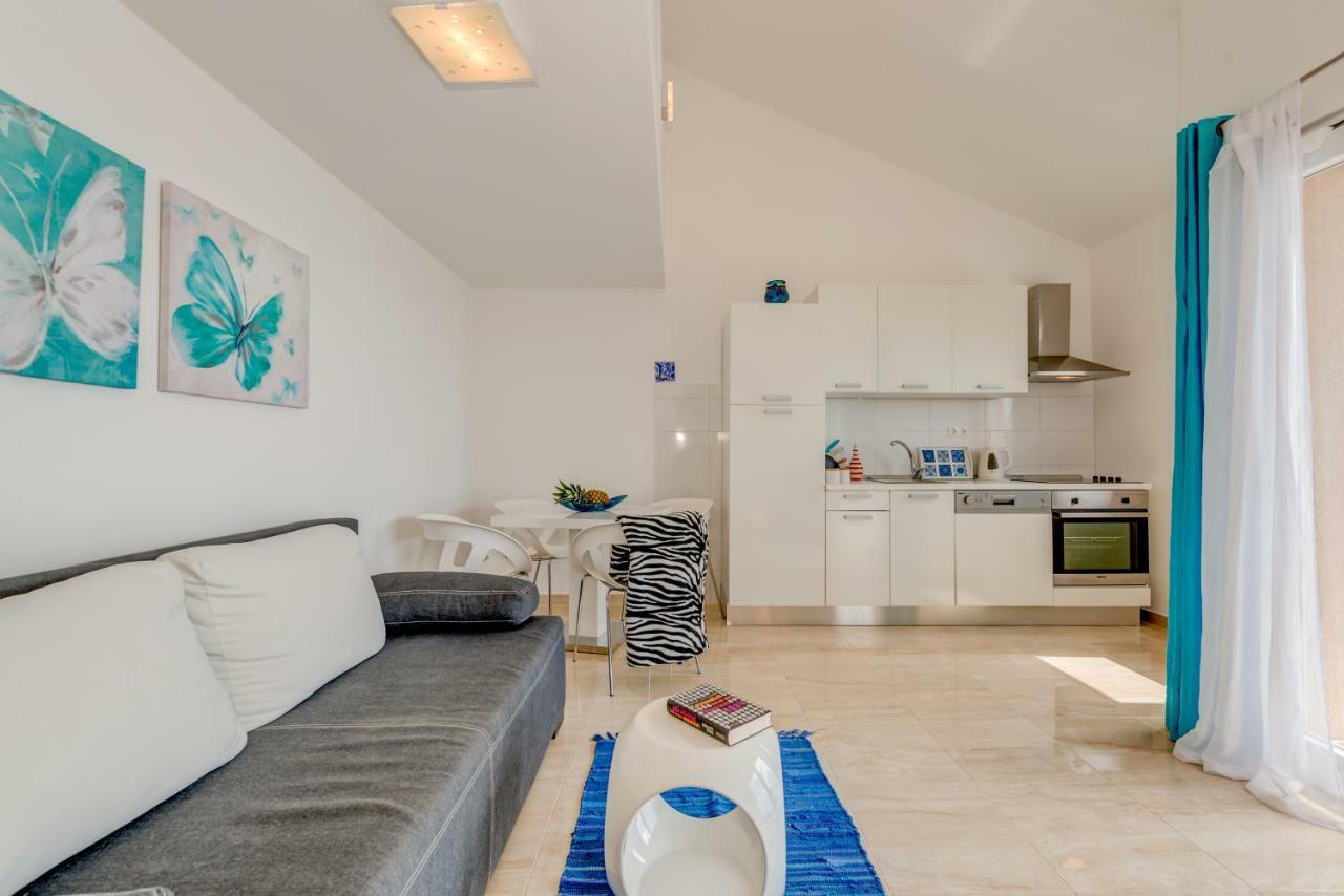 Holiday Home Figa Оміш Екстер'єр фото